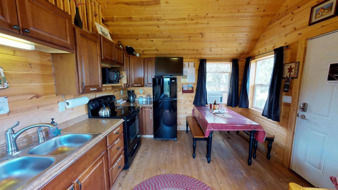 White Pine Cabin By Canyonlands Lodging Monticello Exteriör bild